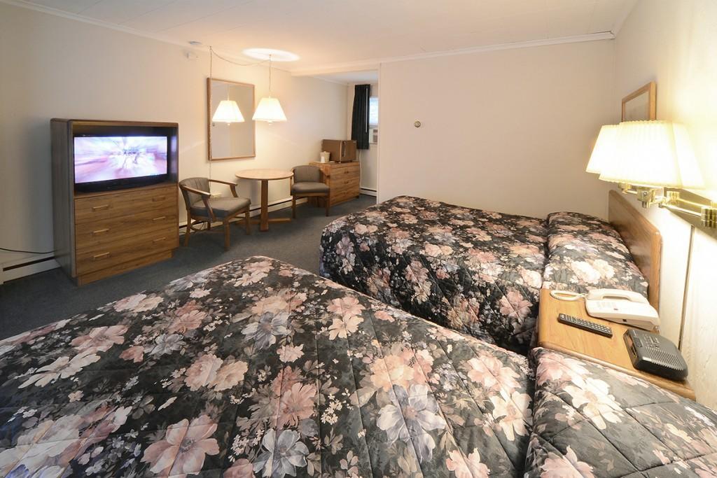 Turf And Spa Motel 萨拉托加斯普林斯 外观 照片